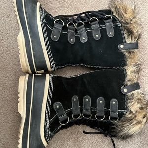 Waterproof Sorels 7.5 womens
